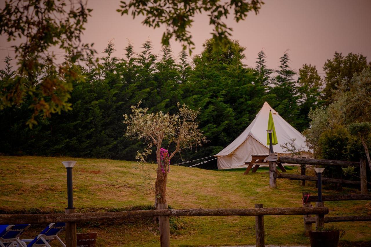 Arrabia Glamping Bell Tents Hotel Raiva Exterior foto